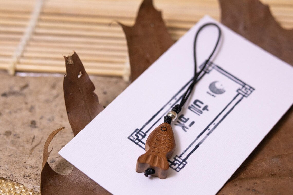 Bungeoppang Charm (붕어빵 참)