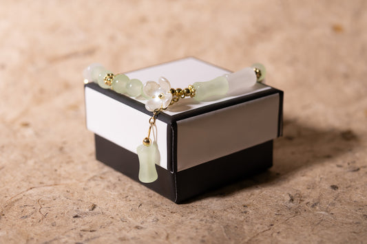 Cheong-ok Bloom Bracelet (청옥화 팔찌)