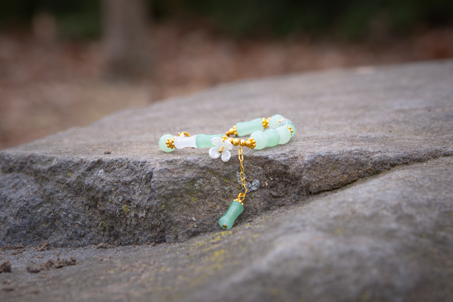 Cheong-ok Bloom Bracelet (청옥화 팔찌)