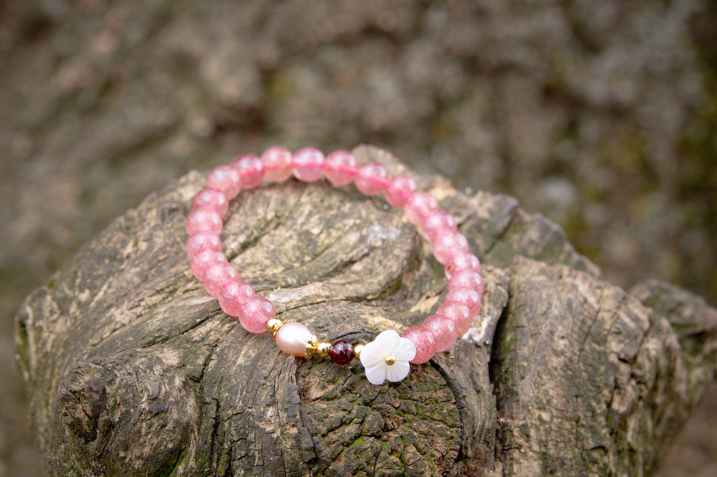 Strawberry Plum Blossom (Maewha) Bracelet