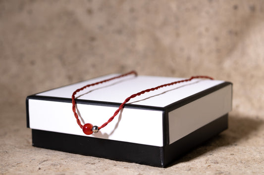 Fate’s Thread Necklace (운명의 실 목걸이)