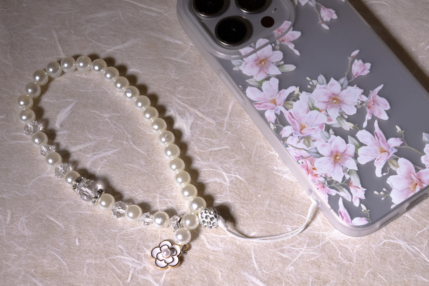 Ethereal Pearl Phone Charm (신비한 백옥 참)