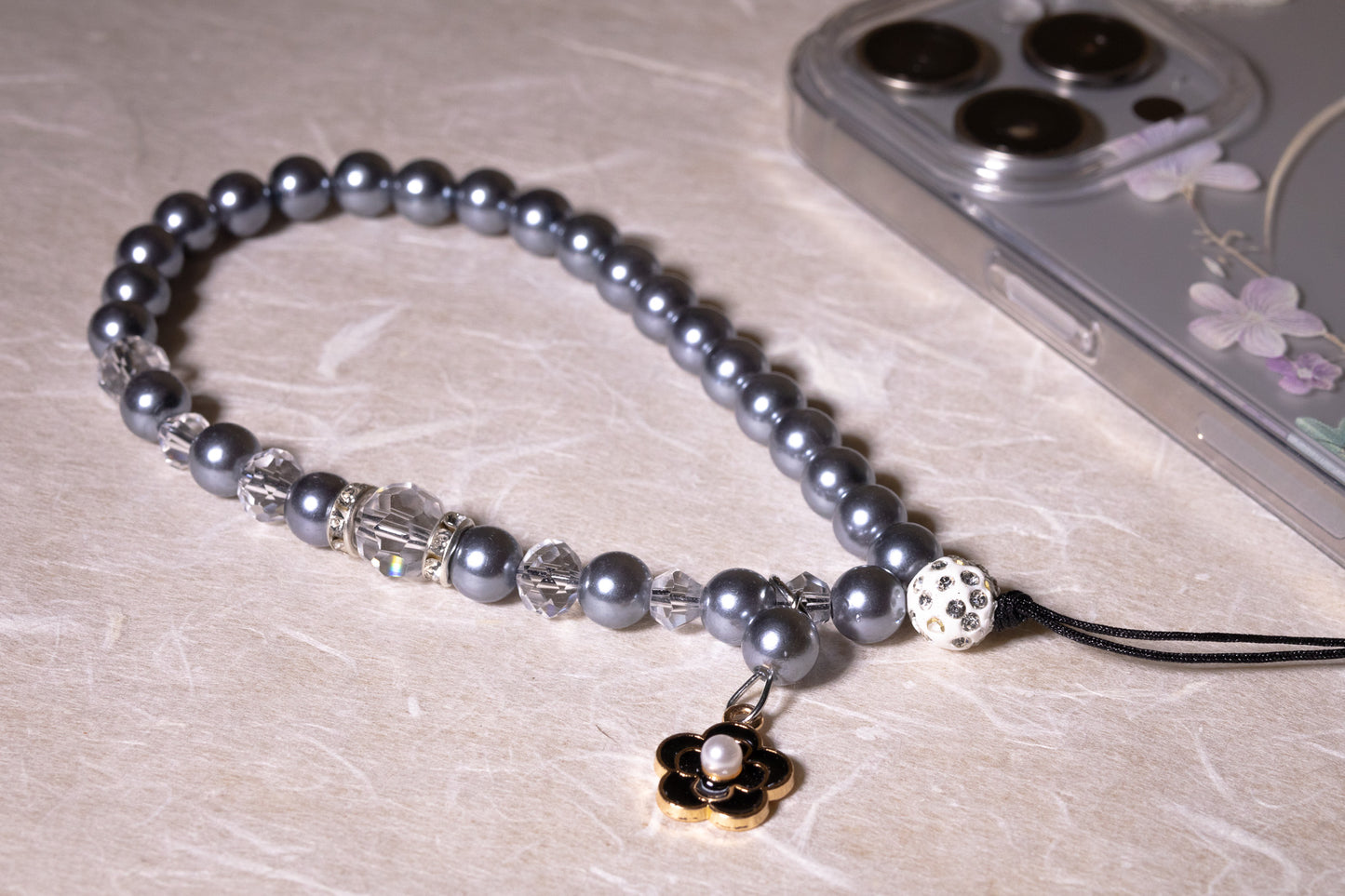 Moonlit Elegance Phone Charm (우아한 달빛 참)